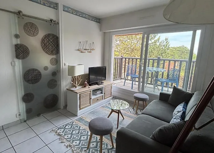 Lumineux A 5 Min De La Апартаменты *