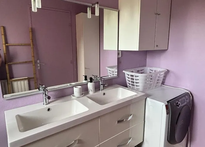 Lumineux A 5 Min De La Апартаменты *